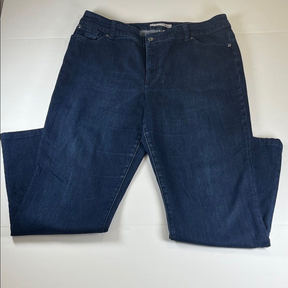 Chico’s Platinum Ultimate Fit Slim Leg Dark Jeans Sz 2.5R (US 14)